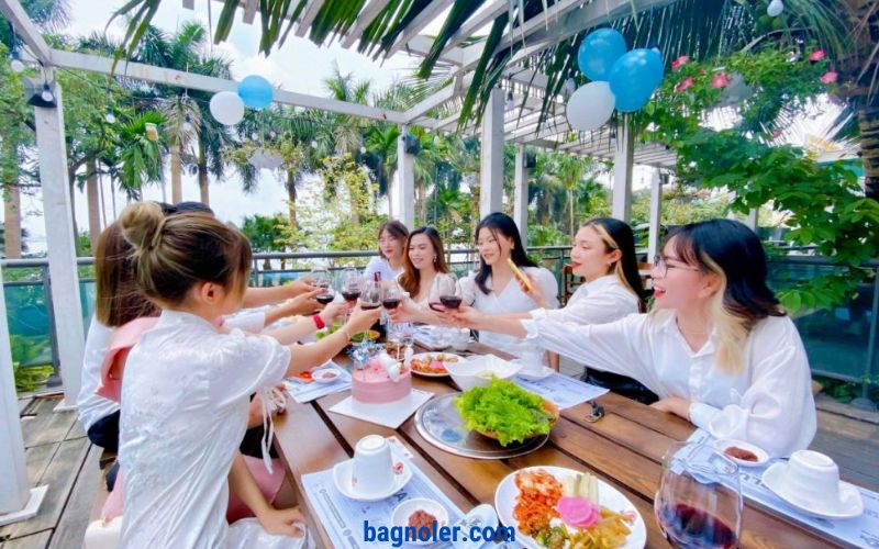 Chọn Các Nhà Hàng Cung Cấp Combo và Giảm Giá